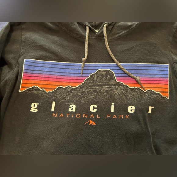 Glacier National Park hooded long sleeve shirt black small - Picture 3 of 5